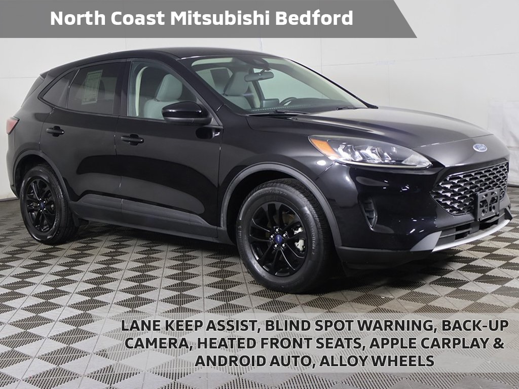 2020 Ford Escape SE's photo