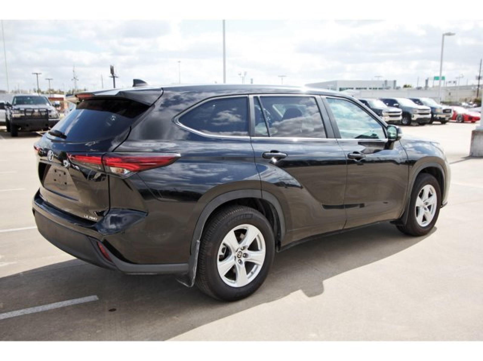 2024 Toyota Highlander LE Black at Robbins Nissan