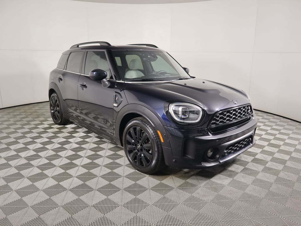 2023 Mini Countryman S Iconic photo 3