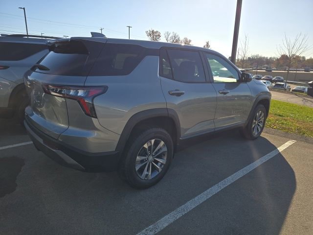 2026 Chevrolet Equinox LT photo 3