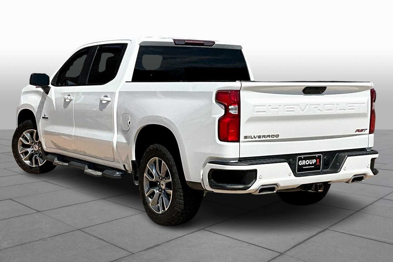 2022 Chevrolet Silverado 1500 RST photo 10