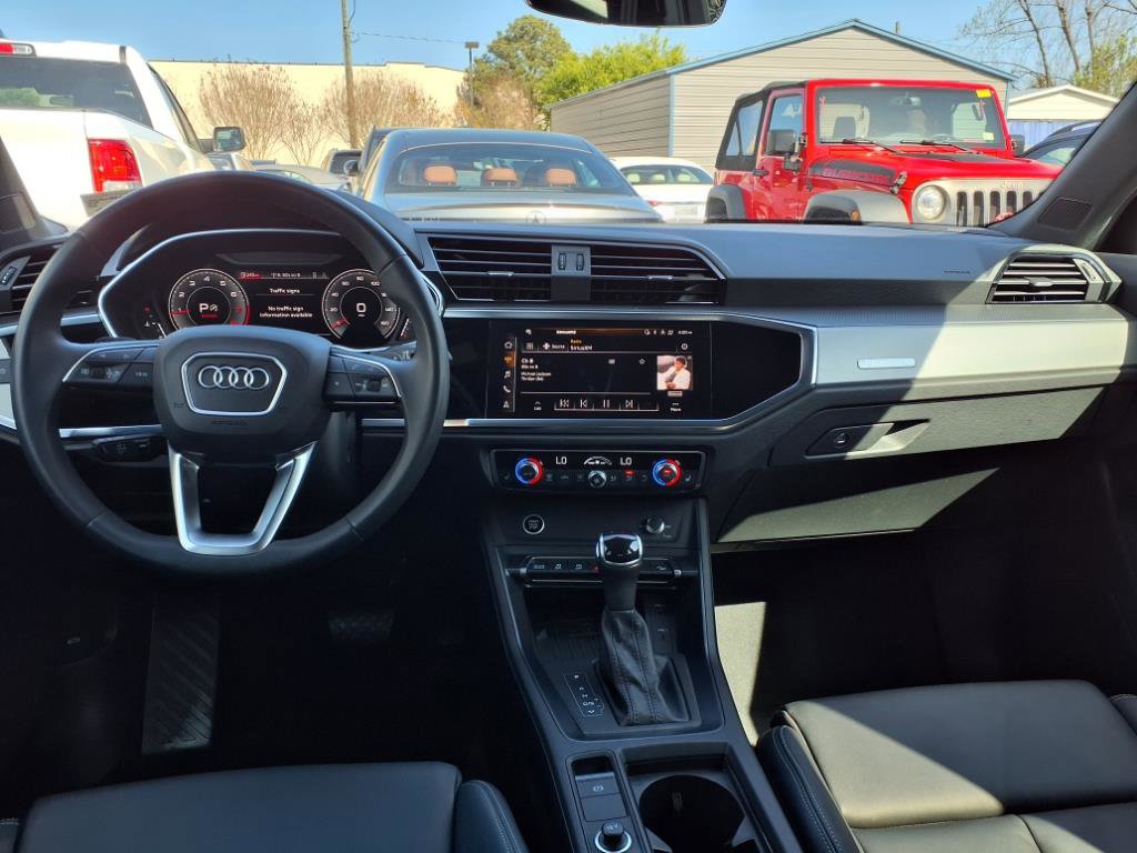 2024 Audi Q3 S line Premium Plus photo 6