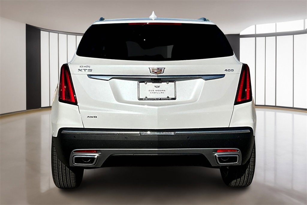 2025 Cadillac XT5 Premium Luxury photo 2