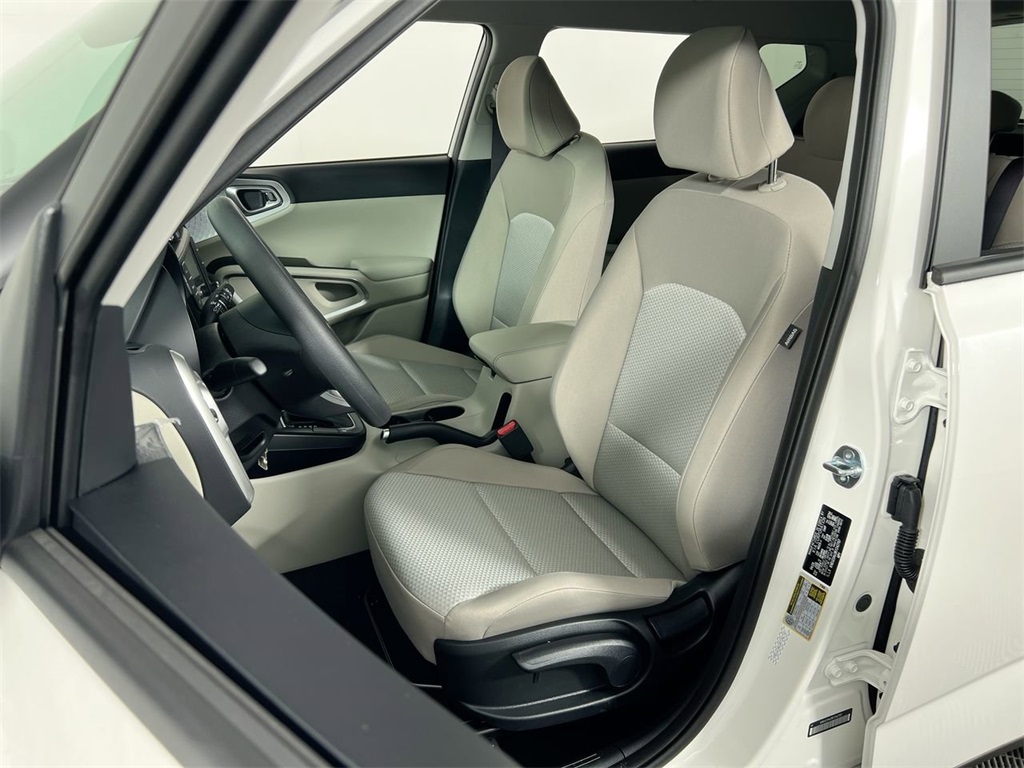 2025 Kia Soul LX S photo 12