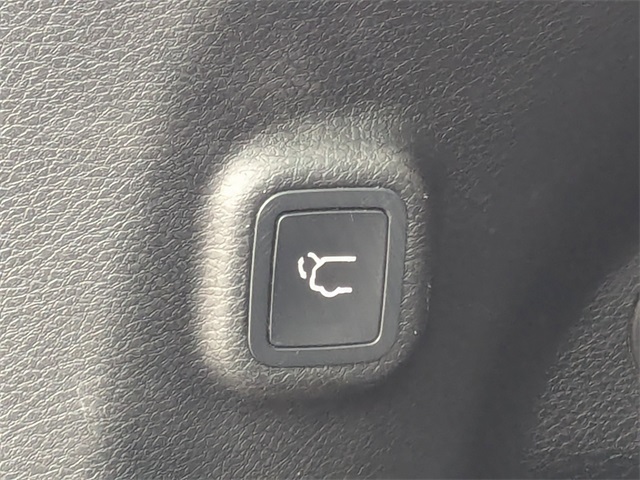 2019 Jeep Cherokee Latitude photo 12