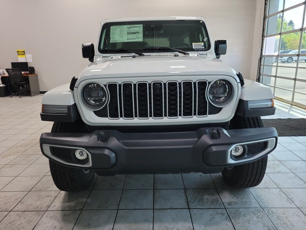 2025 Jeep Wrangler Sahara photo 2