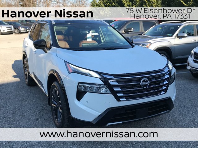 2026 Nissan Rogue Platinum's photo