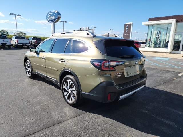 2021 Subaru Outback Touring XT photo 2