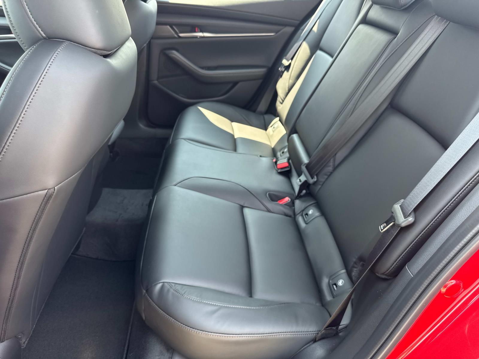 2025 Mazda Mazda3 2.5 Select Sport photo 18