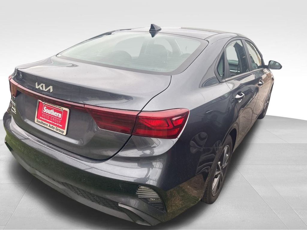 2023 Kia Forte LXS photo 16