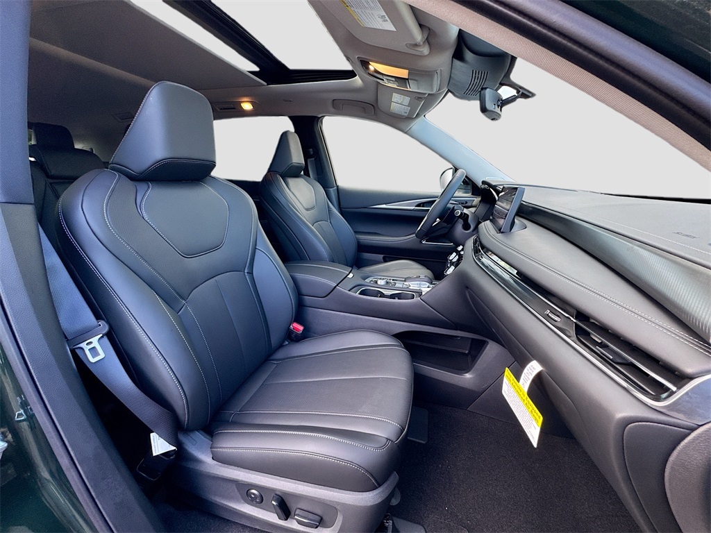 2026 Infiniti QX60 Luxe photo 30