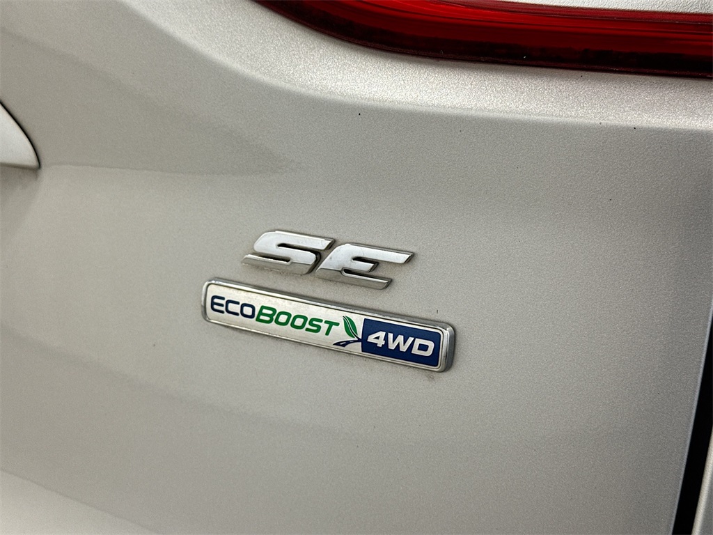 2016 Ford Escape SE photo 16