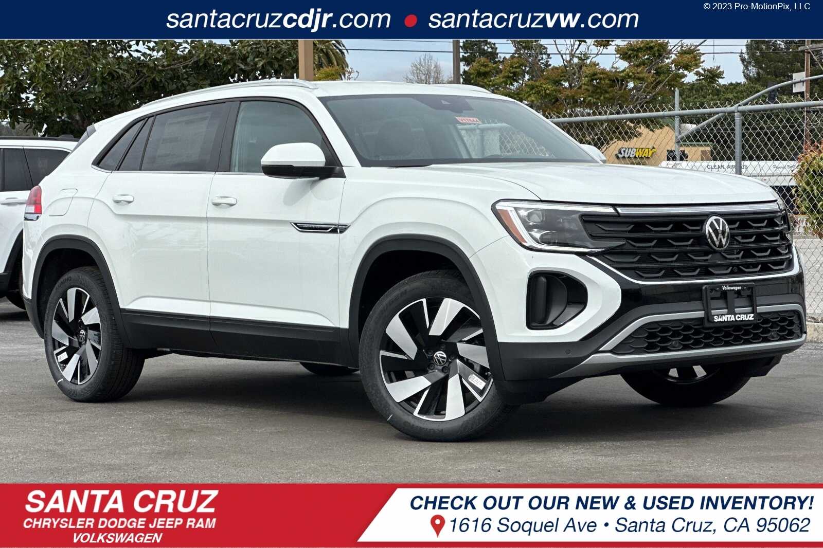 2024 Volkswagen Atlas Cross Sport SE w/Tech's photo