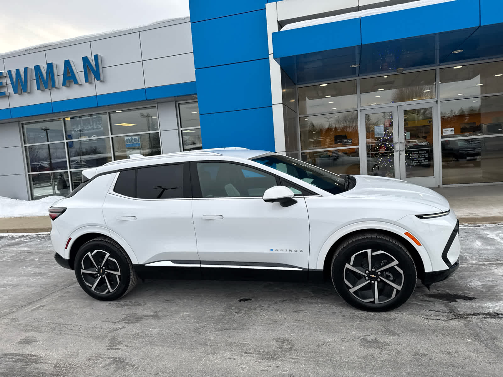 Used 2025 Chevrolet Equinox EV LT with VIN 3GN7DNRR3SS260297 for sale in Cedarburg, WI