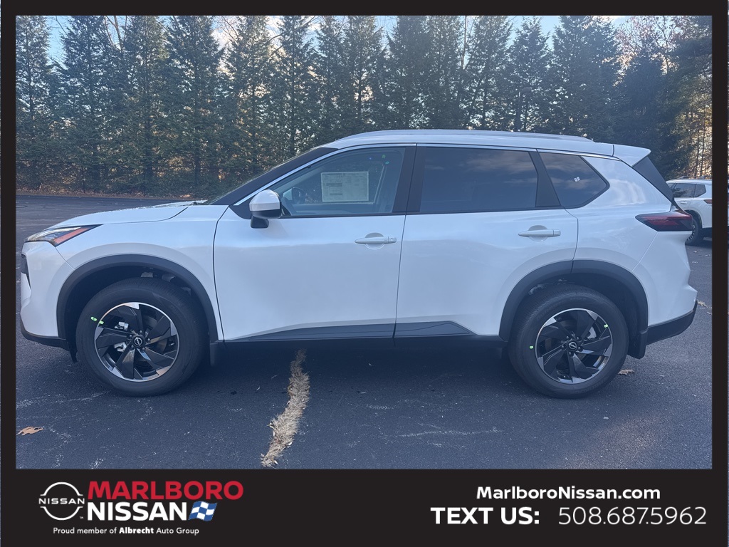 2026 Nissan Rogue SV photo 2