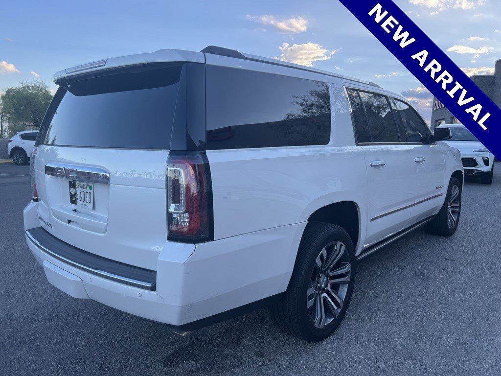 2020 Gmc Yukon XL Denali photo 3