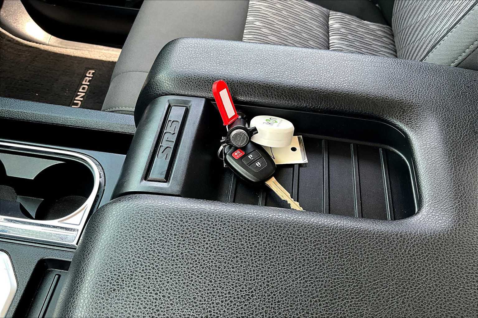 2020 Toyota Tundra SR5 Grade photo 9