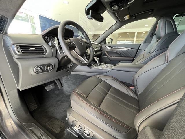 2024 Maserati Levante Modena photo 7