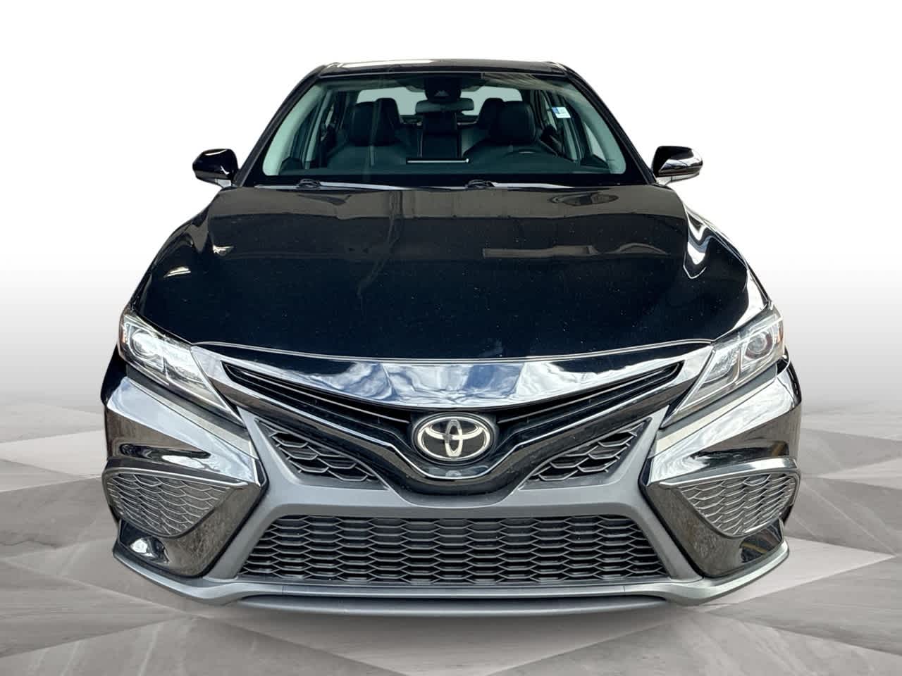 2021 Toyota Camry SE photo 3