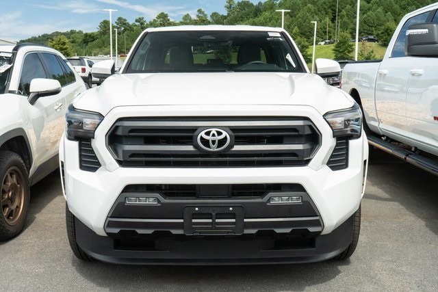 2024 Toyota Tacoma SR5 photo 2