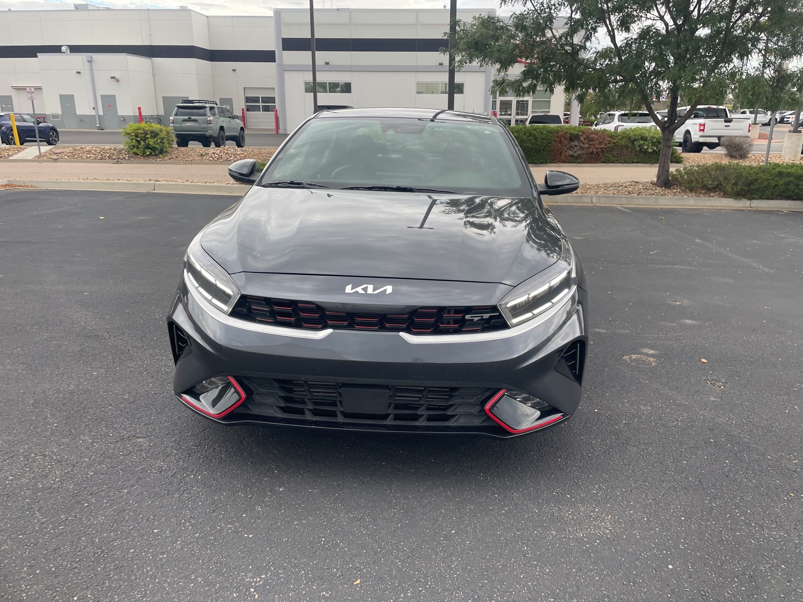 2023 Kia Forte GT photo 2