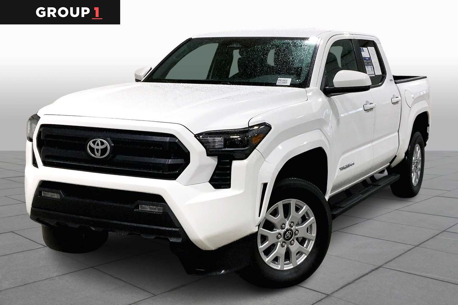 2024 Toyota Tacoma SR5's photo