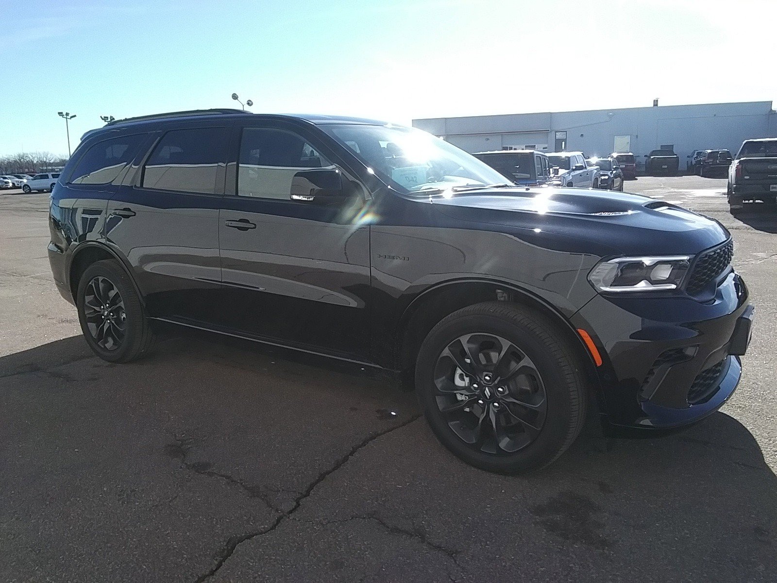 2025 Dodge Durango R/T Plus photo 4