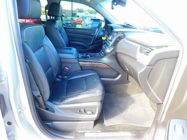 2017 Chevrolet Tahoe LT photo 18