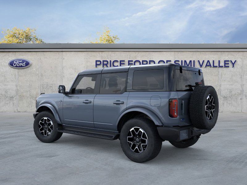 2025 Ford Bronco Outer Banks photo 4