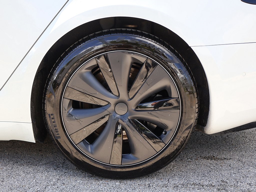 2022 Tesla Model S photo 17