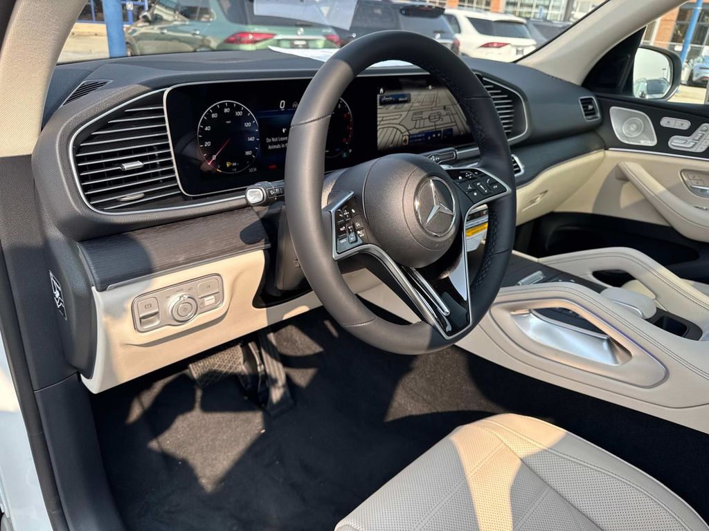 2026 Mercedes Benz GLE 450 4MATIC photo 18