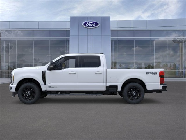 2025 Ford F-350 photo 3