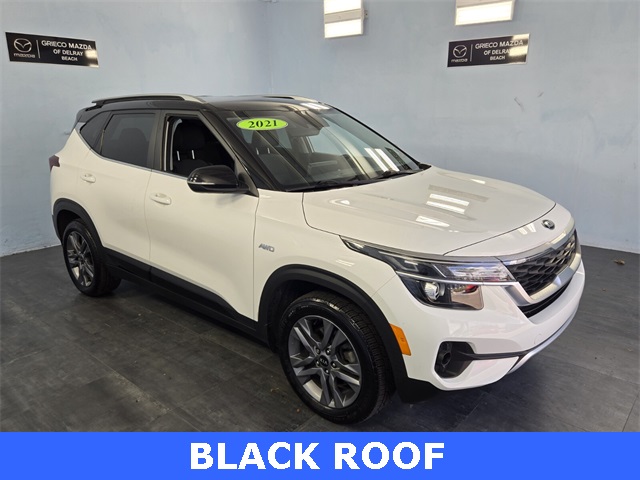 2021 Kia Seltos S photo 2