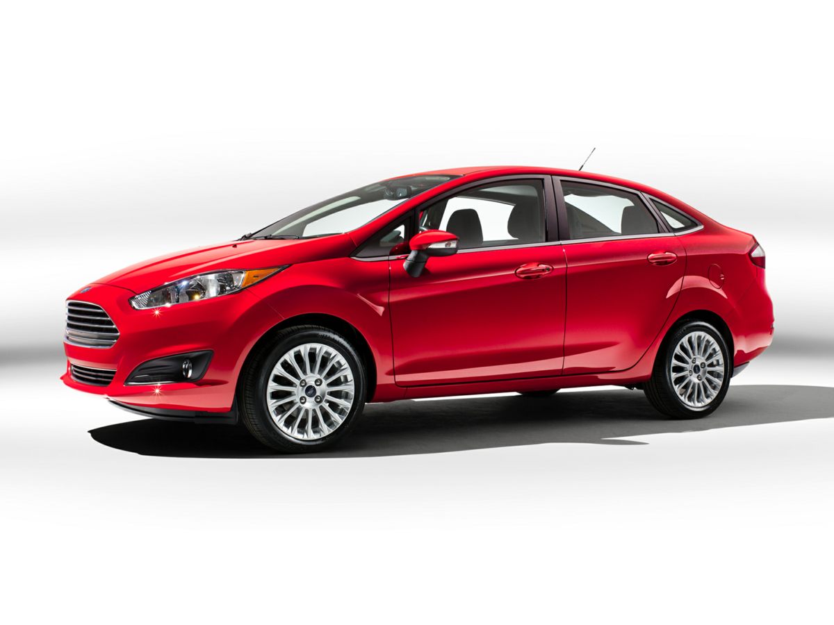 2016 Ford Fiesta SE's photo