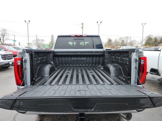 2025 Gmc Sierra SLT photo 4