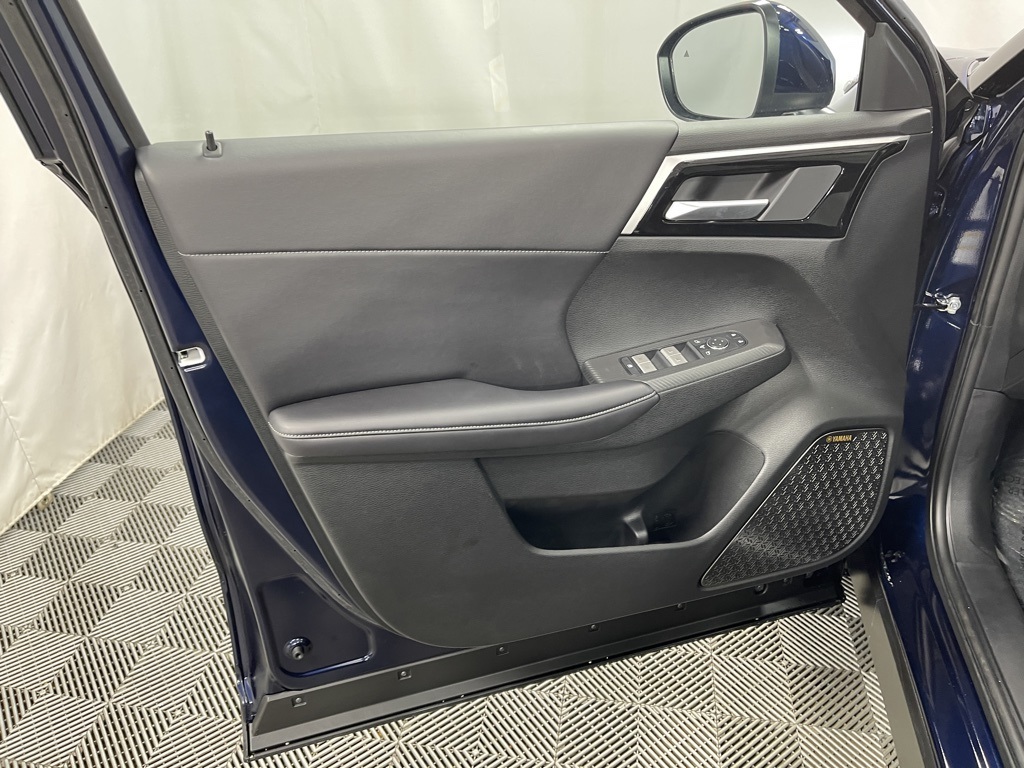 2025 Mitsubishi Outlander SE photo 22