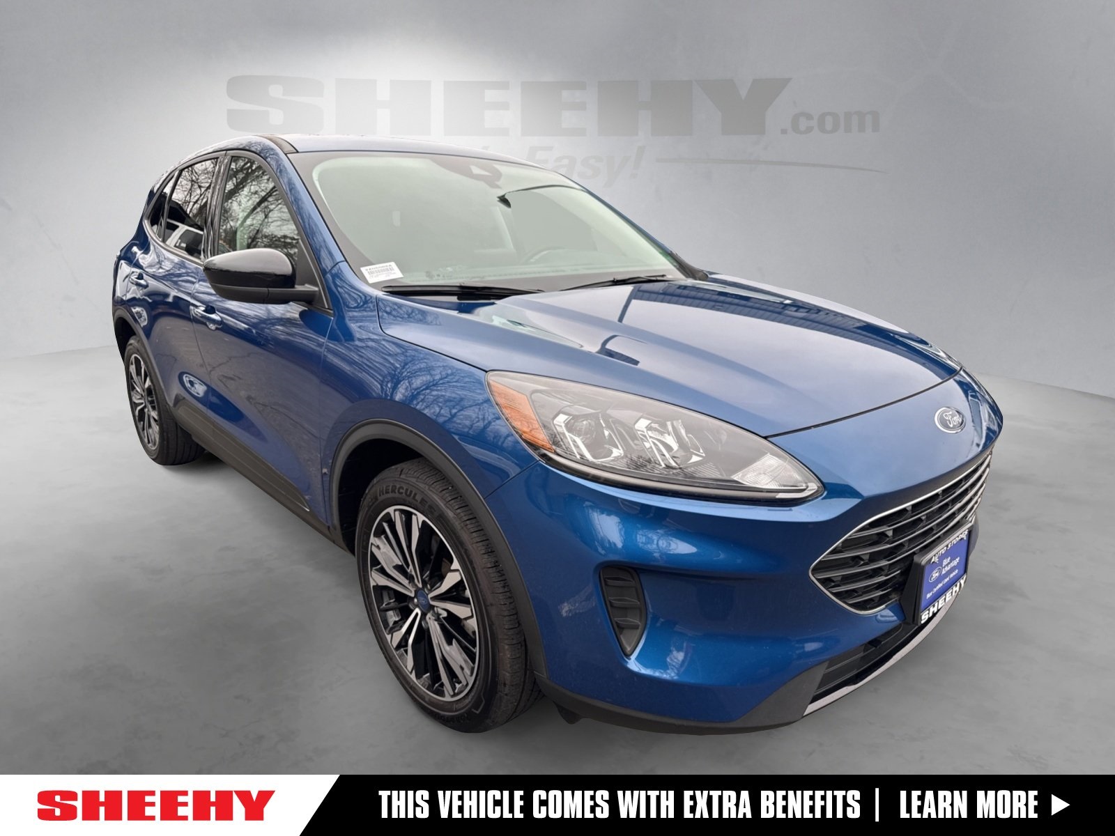 2022 Ford Escape SE's photo