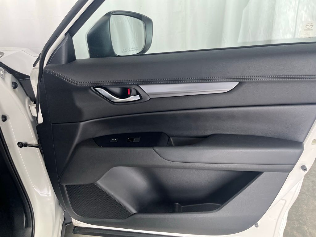2023 Mazda CX-5 2.5 S Preferred photo 10