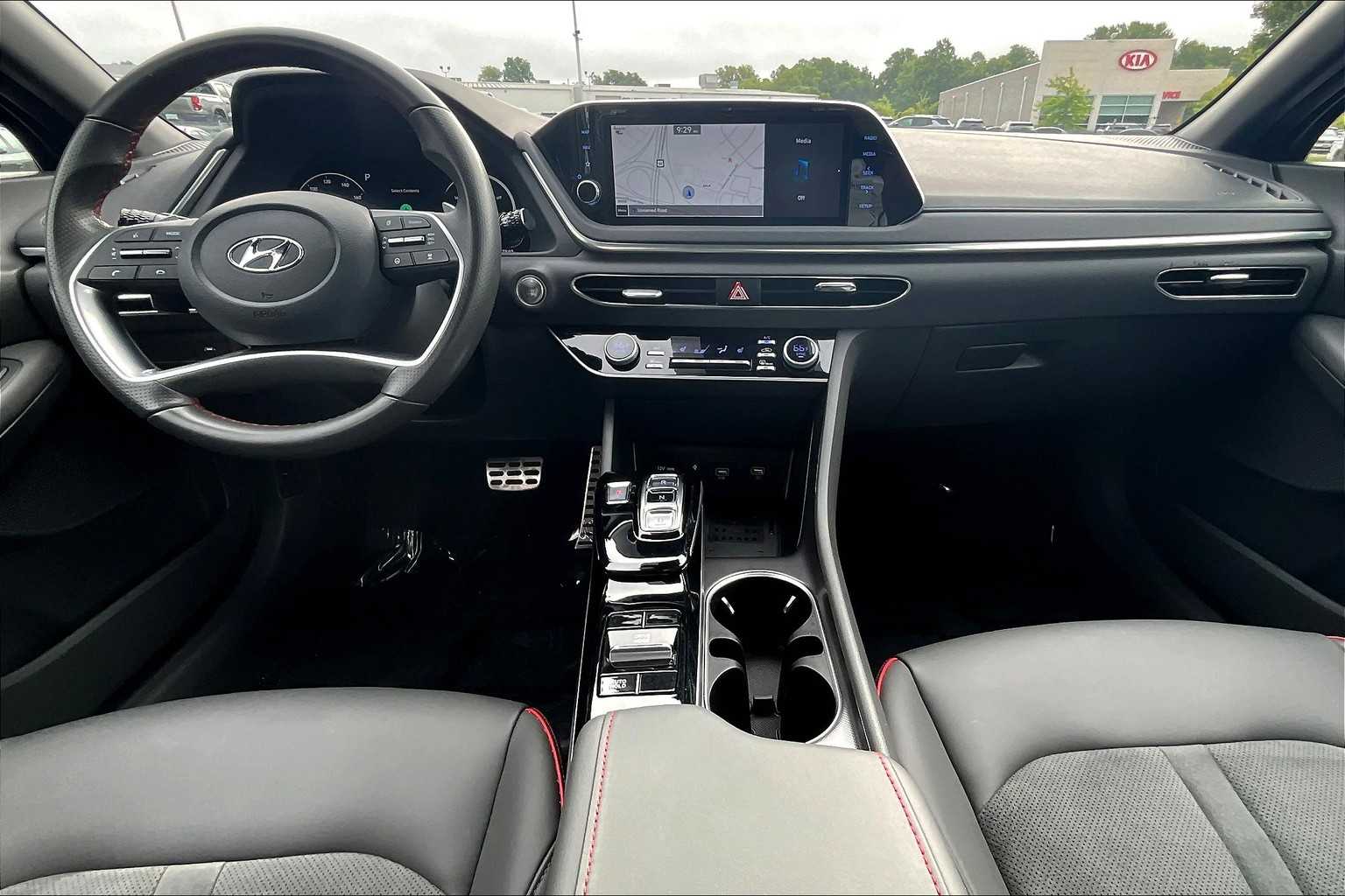 2022 Hyundai Sonata SEL Plus photo 15