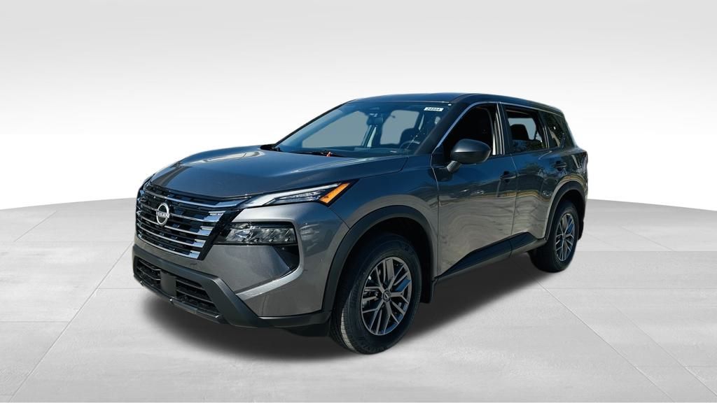 2026 Nissan Rogue S photo 3