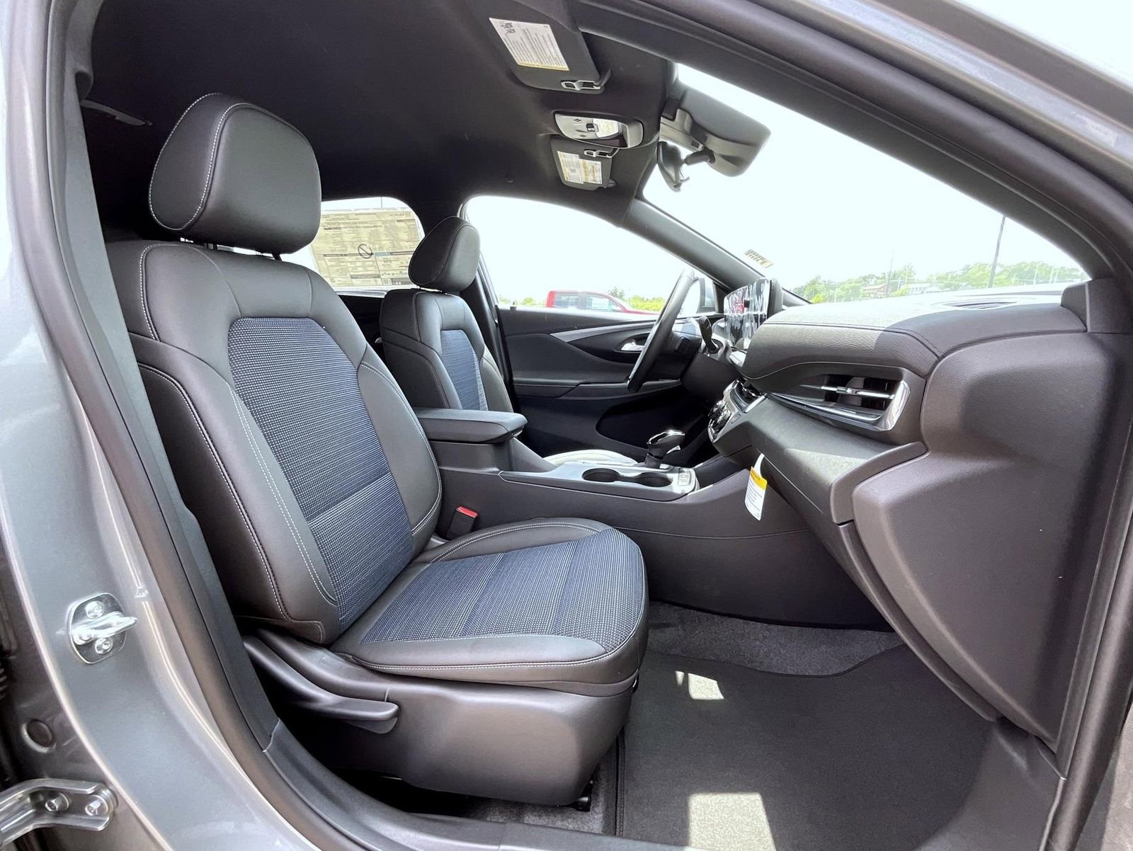 2025 Buick Envista Preferred photo 15