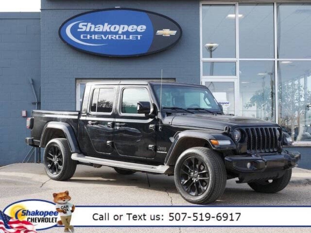 Used 2023  Jeep High Altitude image 1