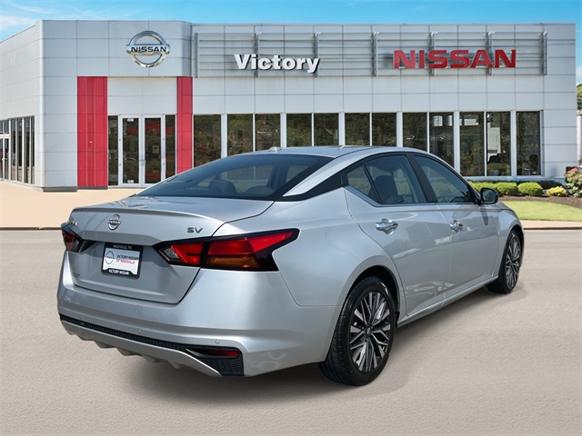 2024 Nissan Altima 2.5 SV photo 2