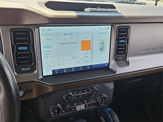 2022 Ford Bronco Outer Banks photo 16