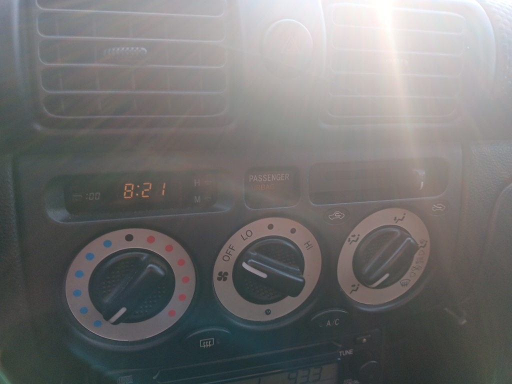 2000 Toyota MR2 Spyder Base photo 21