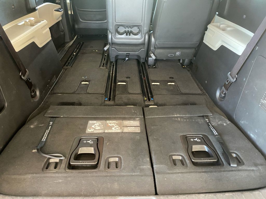 2022 Kia Carnival SX photo 24