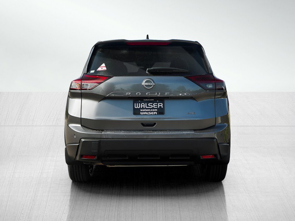 2026 Nissan Rogue SV photo 4