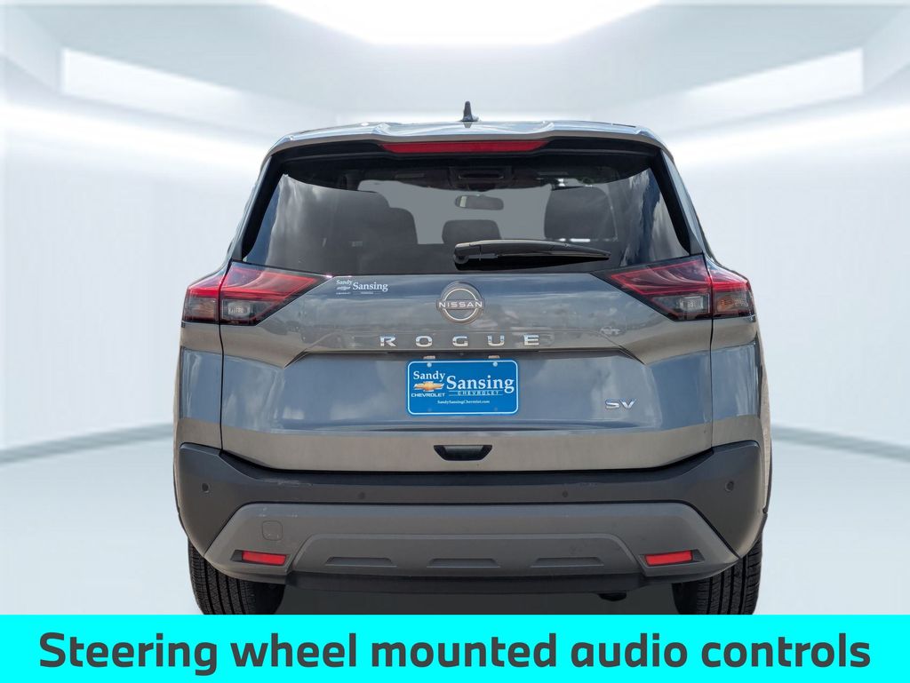 2023 Nissan Rogue SV photo 3