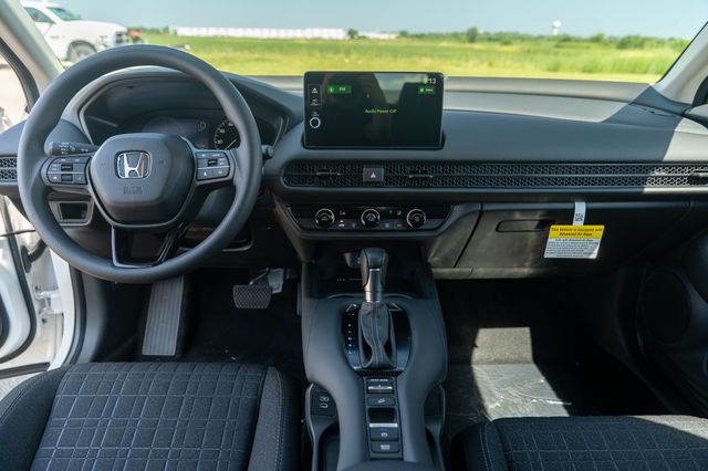2026 Honda HR-V LX photo 14
