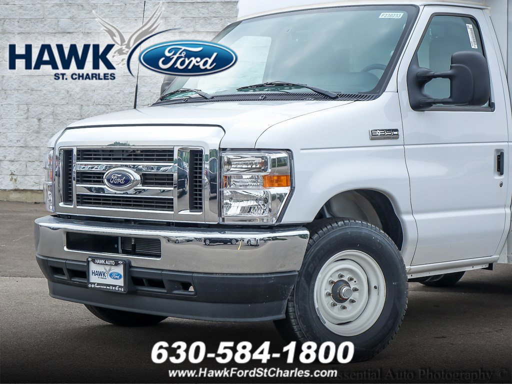 2023 Ford E-350 photo 2